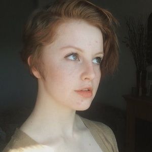 Meet your Posher, Leah